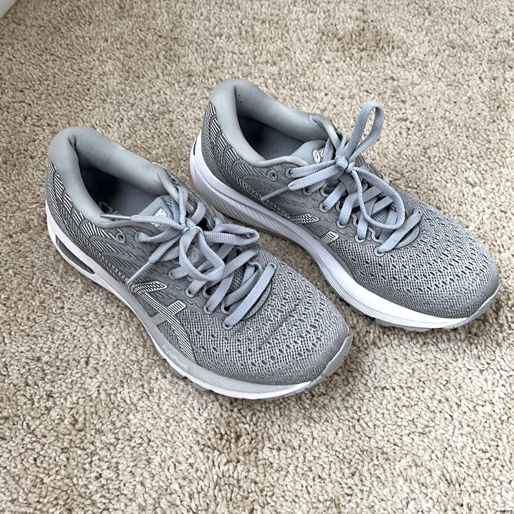 ASICS Gel-Cumulus 22 Women’s Running Shoes